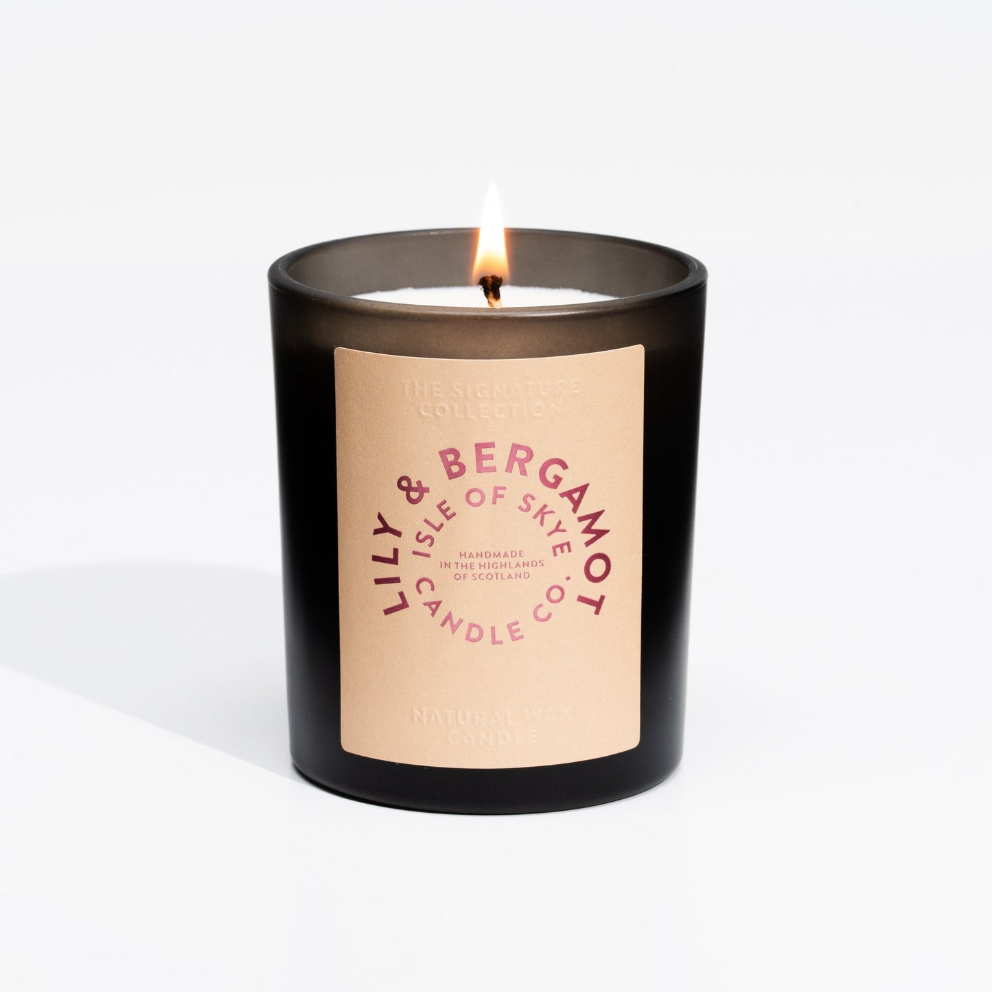 Sojawaskaars Lily & Bergamot Black Tumbler - Isle of Skye Candle Company