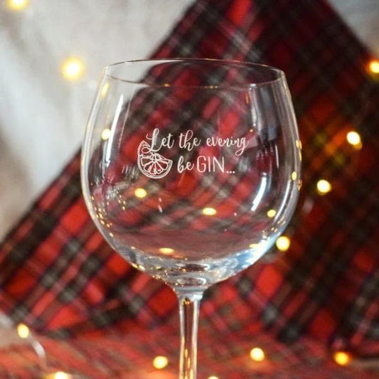 Gin glas Jura Gegraveerd met Let the evening beGIN - Geschenkverpakking - Glencairn Crystal Scotland by MoodCompanyNL