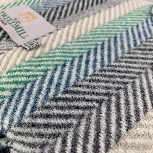 Plaid Gestreept Blauw en Groen (Riverland Green and Blue) - 150x183 - Nieuw Wol - Tweedmill UK by MoodCompanyNL