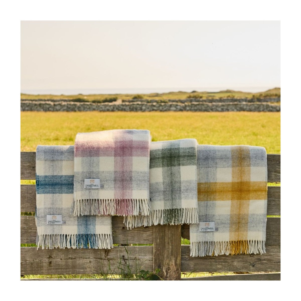 Mood Company - Plaid Meadow Olijfgroen - 150x183 - Nieuw Wol - Tweedmill UK - 5060958305140