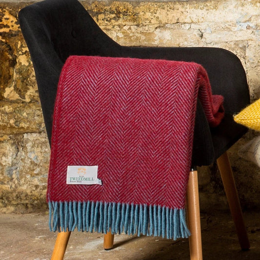 Plaid Visgraat Rood en Blauw (Strawberry & Petrol) - 150x183 - Nieuw Wol - Tweedmill UK by MoodCompanyNL