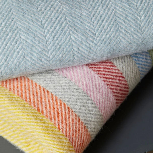 Plaid zonder franje Regenboog gesteept - 145x200 - Nieuw Wol - Tweedmill UK by MoodCompanyNL