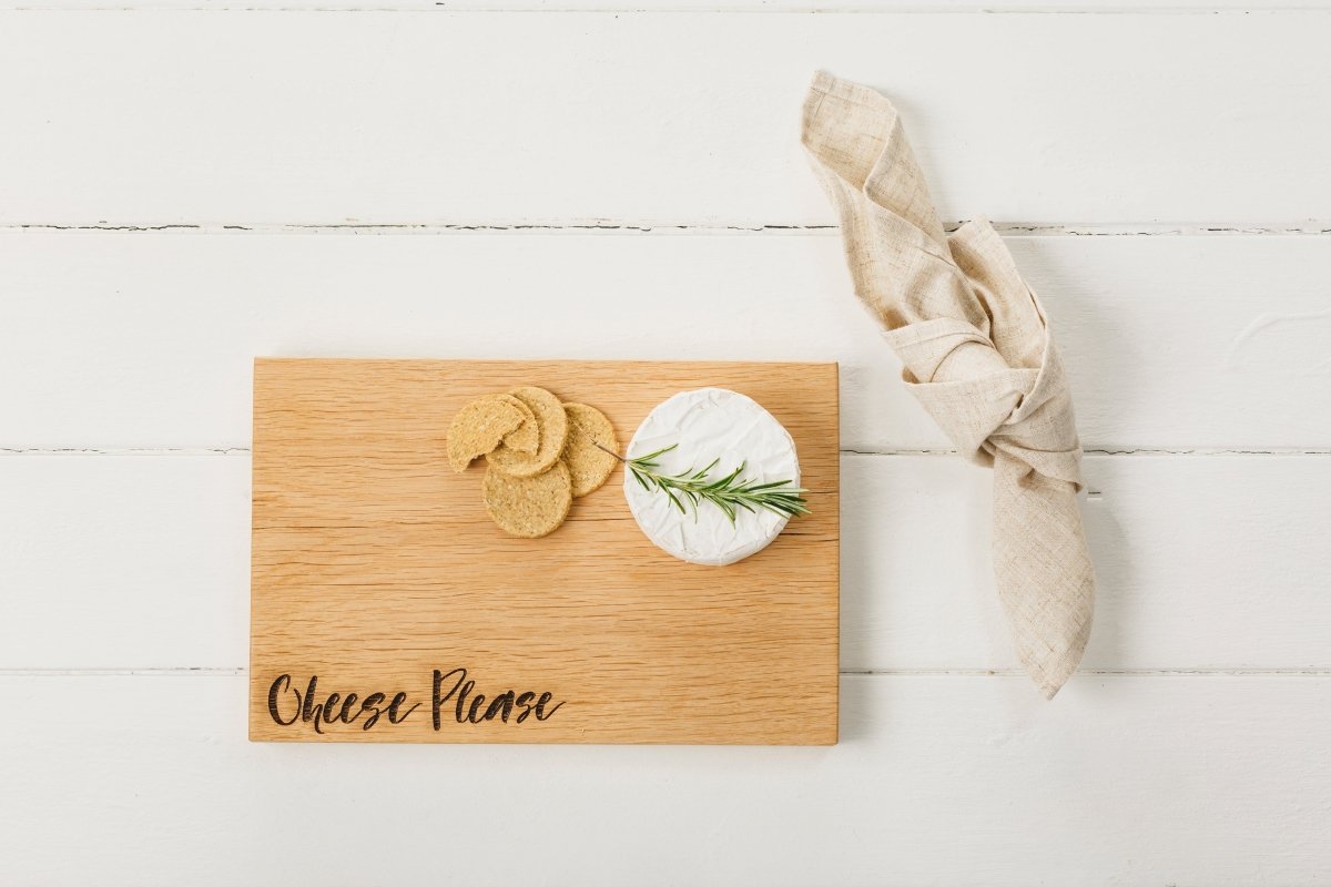 MoodCompanyNL - Serveerplank Cheese Please - 30x20 - Schots Eikenhout - Scottish Made - 5060426285141
