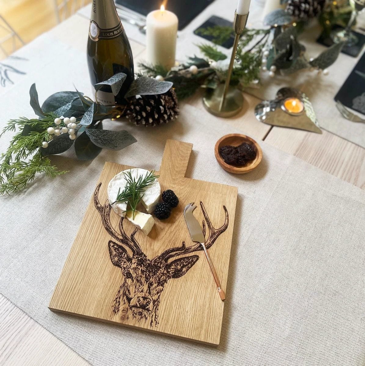 Serveerplank Edelhert Medium - 35x25 - Schots Eikenhout - Scottish Made by MoodCompanyNL