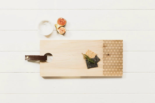 Laatste kans!!! Serveerplank GEO met leren handvat Medium - 45x20 - Scottish Made by MoodCompanyNL