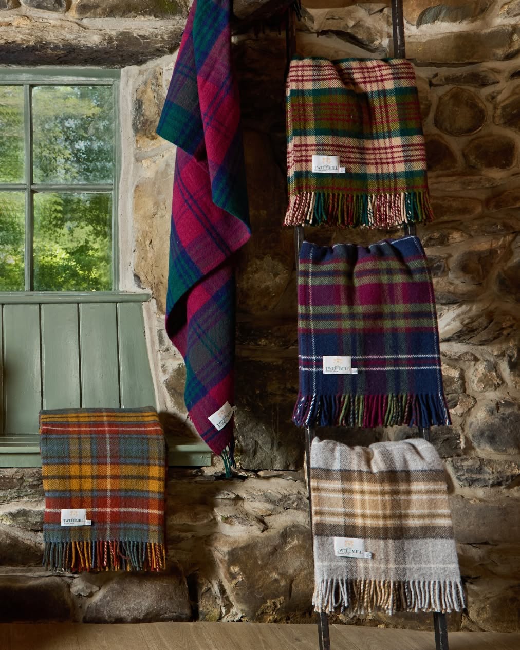 Tartan uitgelegd: wat betekenen de kleuren, clans en namen achter een Schotse plaid? - Mood Company