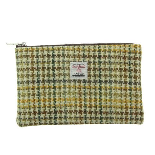 Mood Company - Etui Berneray Geel, groen, bruin dogtooth - 22 x 14 - Harris Tweed - Glen Appin of Scotland - 5061035013019