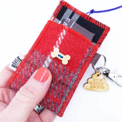 Harris Tweed Houder voor hondenpoep zakjes Rood by MoodCompanyNL