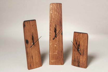 MoodCompanyNL - Klok small van oude whiskyvaten - circa 20 cm hoog - Handgemaakt - Darach Scotland - 6091023851810