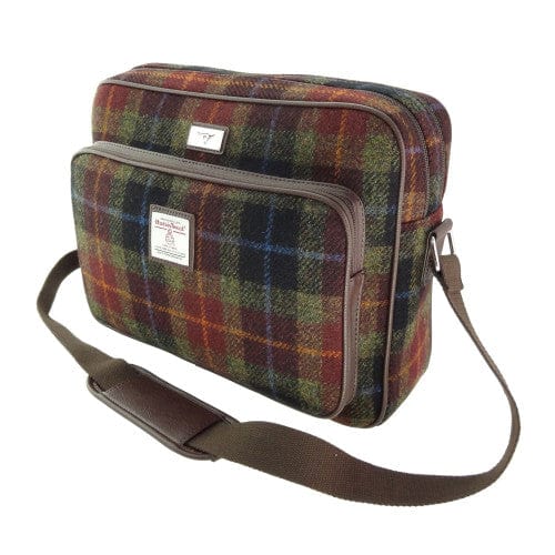 Mood Company - Messengerbag Bowmont Bruin (rust check) - 28x40x16 - Harris Tweed - Glen Appin of Scotland (kopie) - 5060959027447