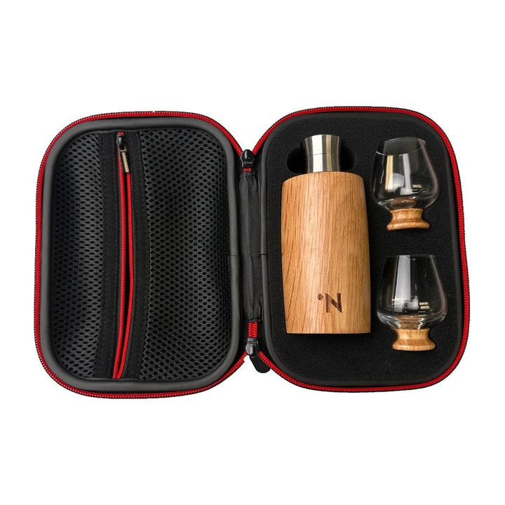MoodCompanyNL - Outdoor Set – American Oak Flask & Glazen met houten voet in luxe cadeauverpakking - 6151217416420