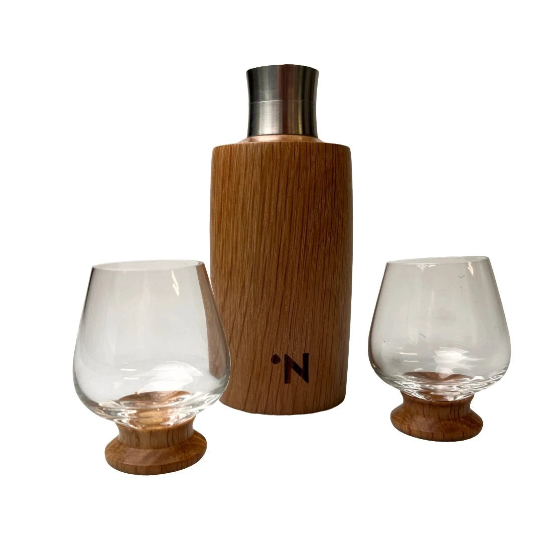 Outdoor Set – American Oak Flask & Glazen met houten voet in luxe cadeauverpakking by MoodCompanyNL