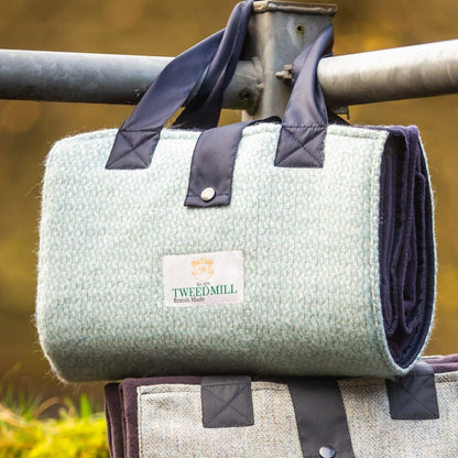 MoodCompanyNL - Picknickkleed Leisure Lichtblauw - Fleece - Waterdicht - 137x137cm - Tweedmill - 5060674575582