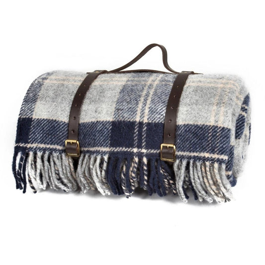 Picknickkleed Polo Tartan Navy Bannockbane - Wol - Leren Draagset - Waterdicht - 145x183cm - Tweedmill by MoodCompanyNL