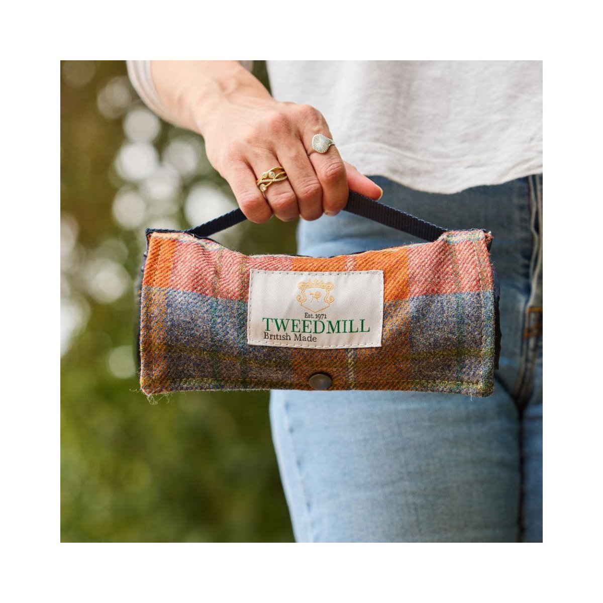 Mood Company - Picknickkleed Walker Copper Oranje - Tweed - Waterdicht - 66 × 98cm - Tweedmill - 5060958308332
