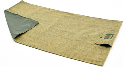 MoodCompanyNL - Picknickkleed Walker Olive - Tweed - Waterdicht - 66 × 98cm - Tweedmill - 5060067704629