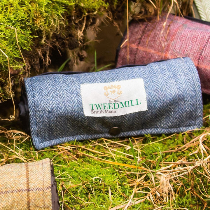 MoodCompanyNL - Picknickkleed Walker Visgraat Blauw - Tweed - Waterdicht - 66 × 98cm - Tweedmill - 5060674576787