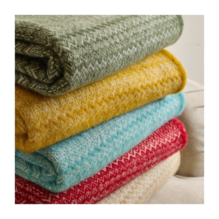 Mood Company - Plaid Fair Isle Rood - 150 x 200 - Nieuw Wol - Tweedmill UK - 5060958306291