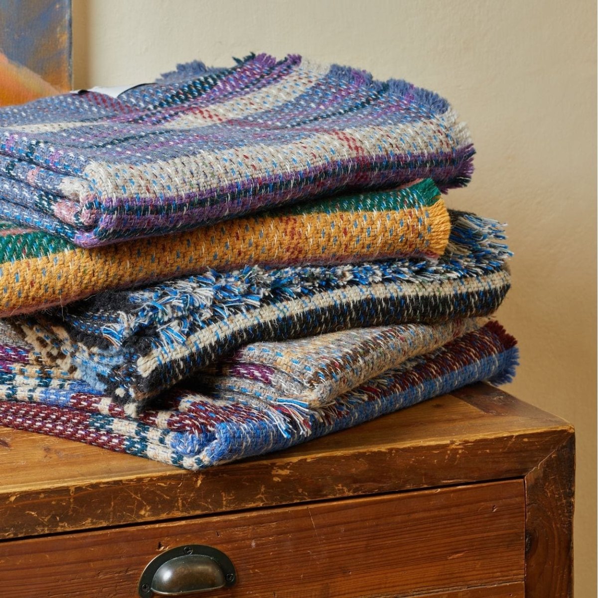 MoodCompanyNL - Plaid Op goed geluk Random wol - Gerecycled Wol - 150x183 cm - Tweedmill UK - 5060067700010