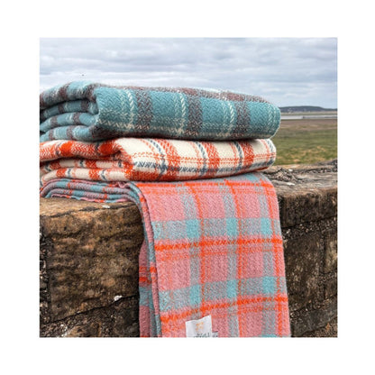 Mood Company - Plaid Trio Check Llwyd Oranje-Wit - 150x183 - Nieuw Wol - Tweedmill UK - 5060958308257