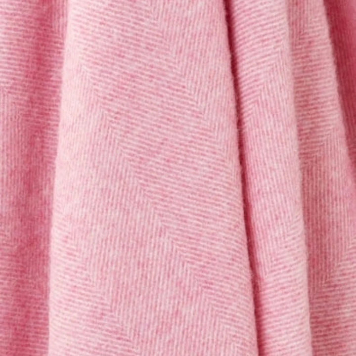 Mood Company - Plaid Visgraat lichtroze - Shetland Lamswol - 140x185 - Bronte by Moon Scotland - 6095632999901