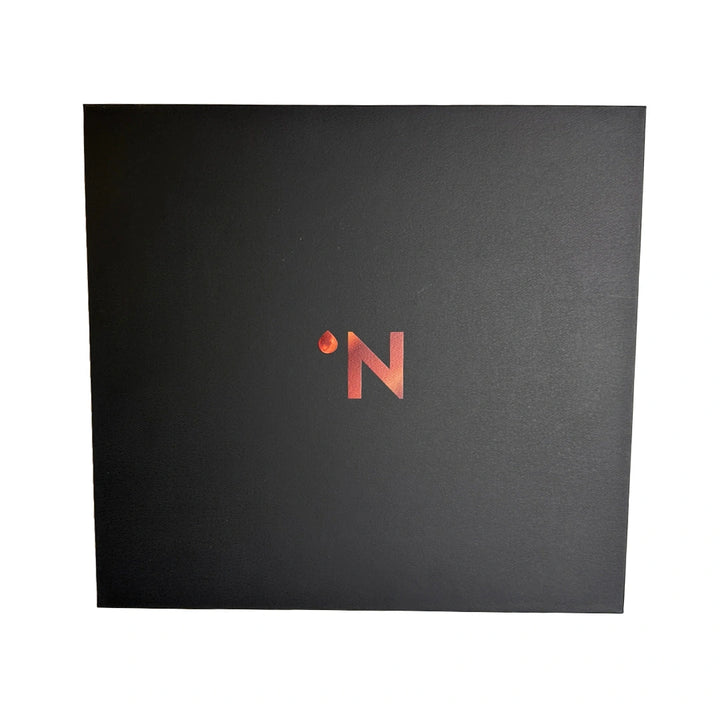 MoodCompanyNL - Porthole Decanter 700 ml – Luxe whiskykaraf van geblakerd Amerikaans eiken & glas (kopie) - 6151217498471