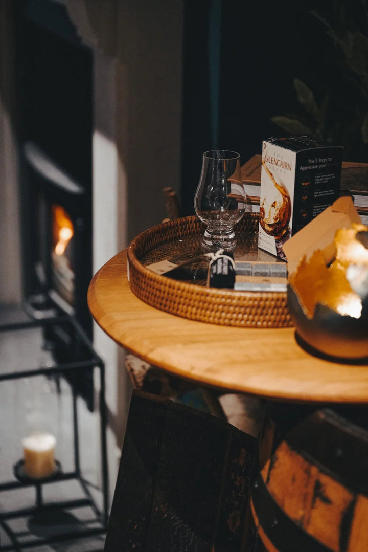 Mood Company - PRE ORDER Whisky Bar met deuren – Oude Whiskyvaten– Darach Scotland - 