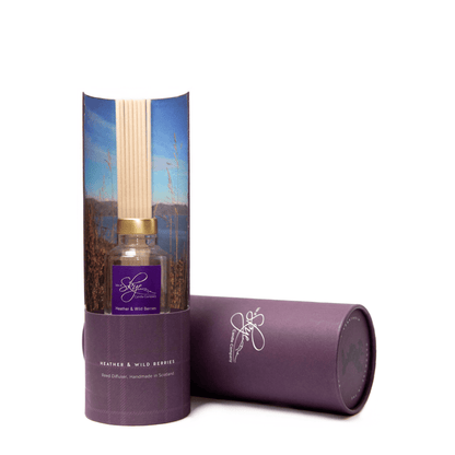 MoodCompanyNL - Reed Diffuser Heide en Wilde Bessen - 12 weken - Isle of Skye Candle - 5060346381398