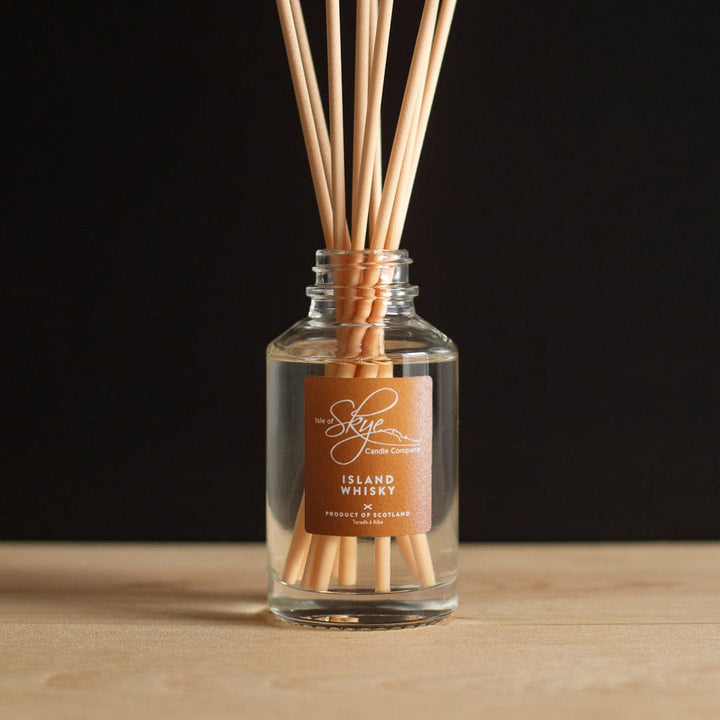 MoodCompanyNL - Reed Diffuser Island Whisky - 12 weken - Isle of Skye Candle - 5060346382685