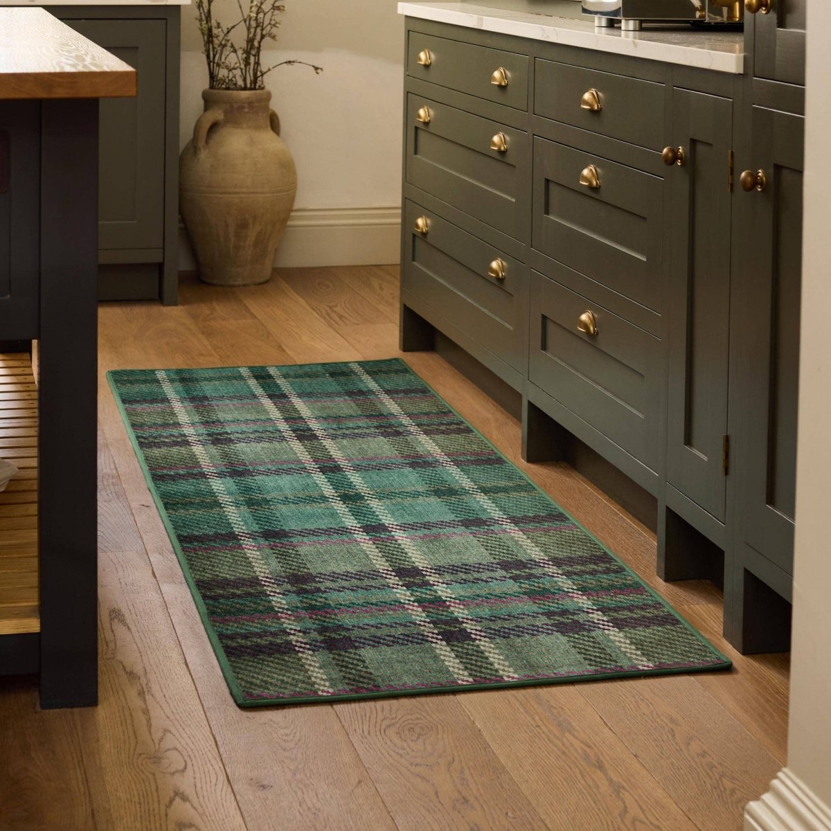 Mood Company - Vloerkleed Isla Smaragdgroen - Wasbaar Gerecycled - 120x185 - Phoenox Textiles UK - 5026134650213