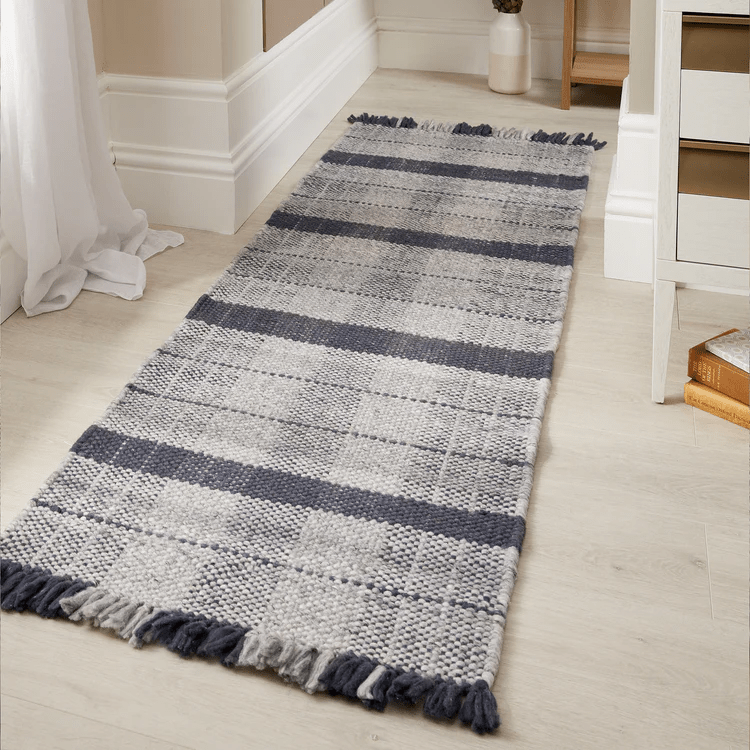 Mood Company - Vloerkleed Origins Highland Check Marineblauw - Gerecycled Polyester - 80x150 - Phoenox Textiles UK - 5026134517462