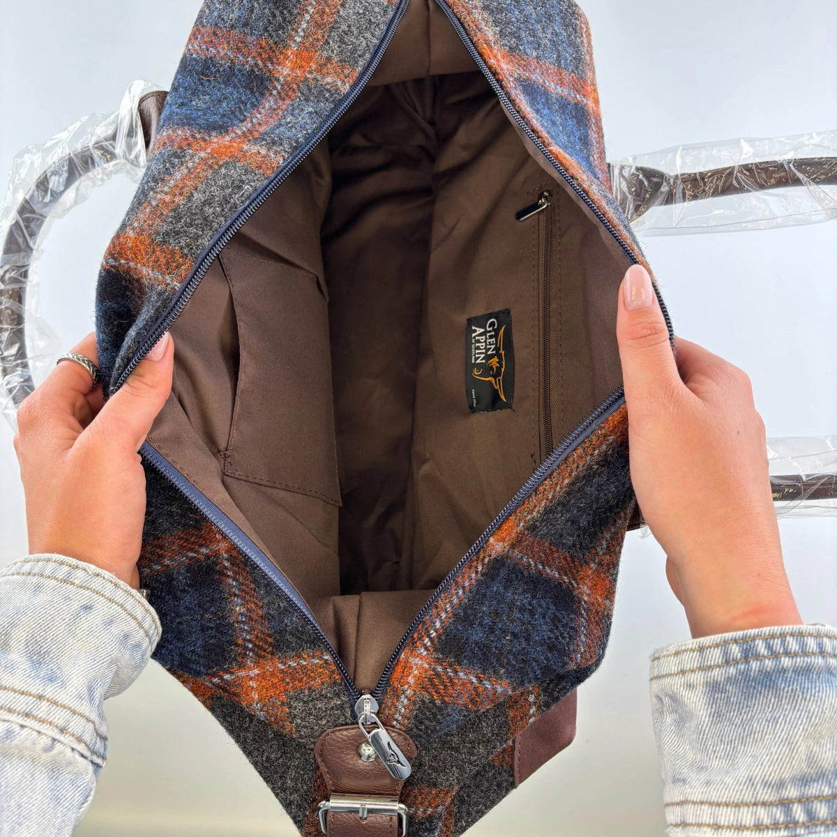 MoodCompanyNL - Weekendtas Esk Stewart Blauw en Paars - Harris Tweed - Glen Appin of Scotland - 5061035011855