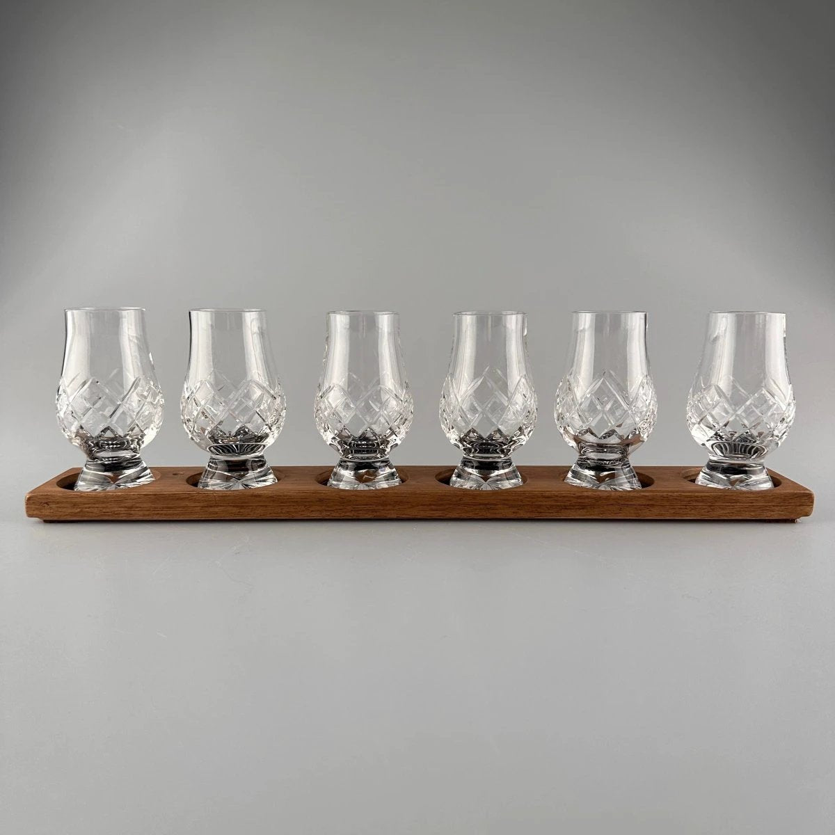 Whiskyglashouder met glaswerk - Handgemaakt - E.W.B. België by MoodCompanyNL