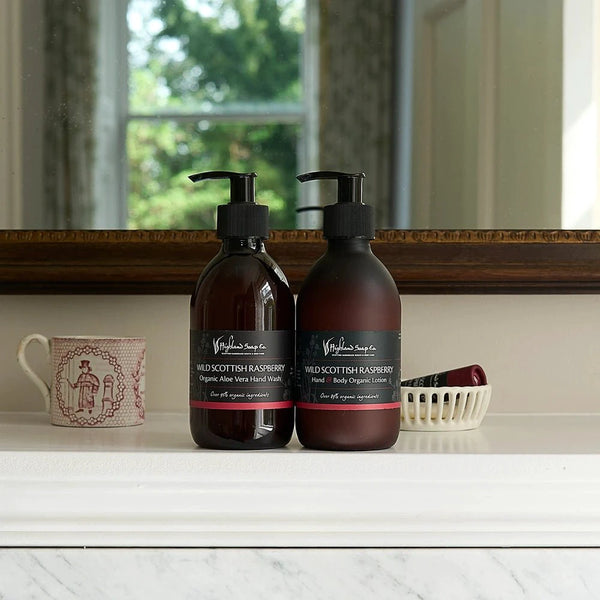 Wild Scottish Raspberry – Fruitig & Zoet - Biologische Handzeep 300ml by MoodCompanyNL