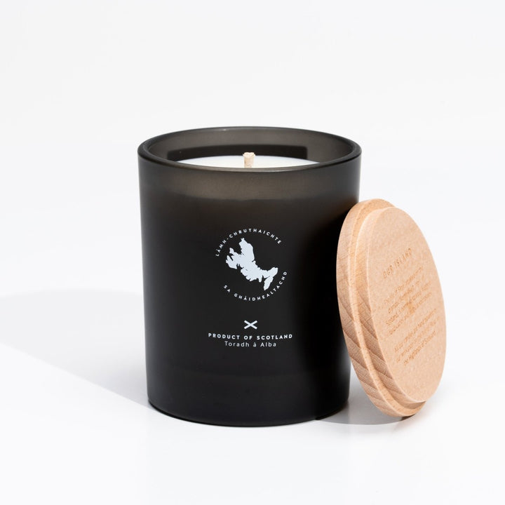 Mood Company - Wildflowers Black Tumbler – 45 uur - Bloemig - Isle of Skye Candle - 6151218050067