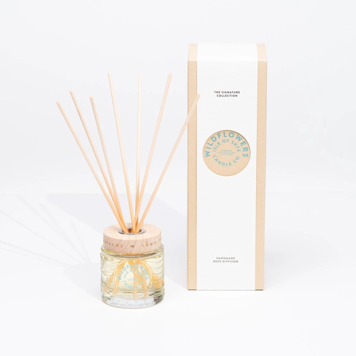 Reed Diffuser Wildflowers – langdurig geurend bloemenveld - Isle of Skye Candle by Mood Company
